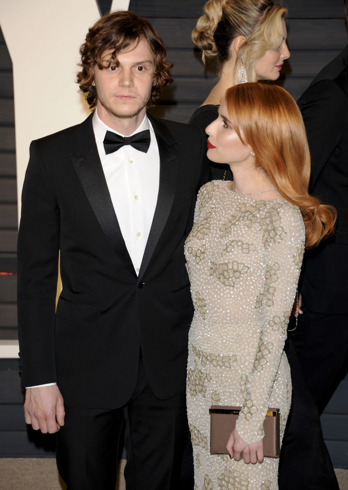 Evan Peters, Emma Roberts